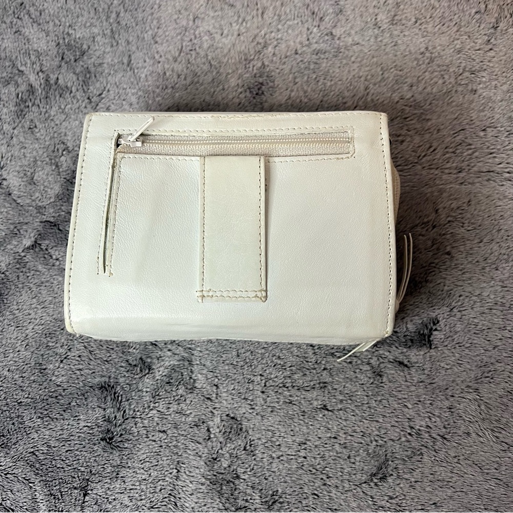 Koltov Mini Wallet White Cowhide Crossbody Purse - Picture 3 of 8